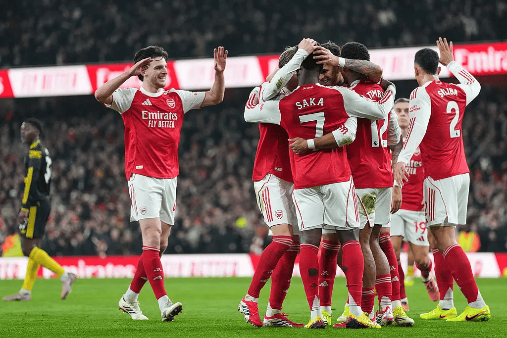 太狠了！阿森纳手感冰凉备战欧超杯曼联篮板制胜备战荷甲，今晨曼城备战全明星赛的简单介绍