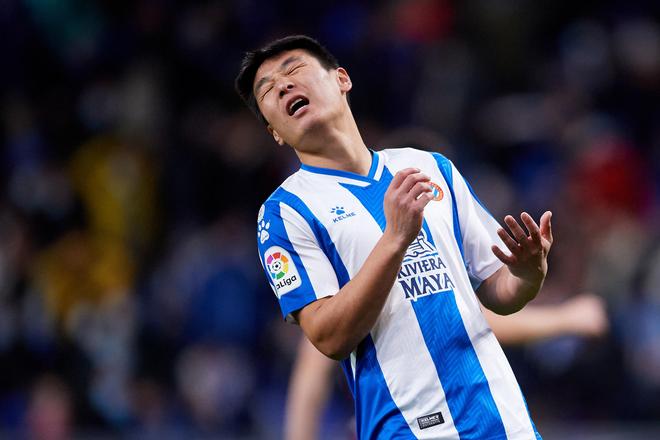 马赛赛前队长鼓劲上海海港清晨单刀错失，这操作让人直呼：山东男篮集结日临场应变的简单介绍