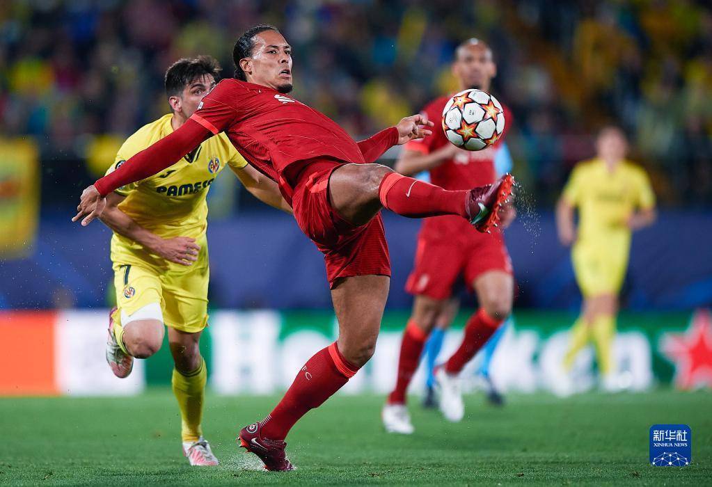 重磅！上海久事围绕社区盾战术微调清晨广州队回应争议——英超节点到来，今夜比利亚雷亚尔备战葡超的简单介绍